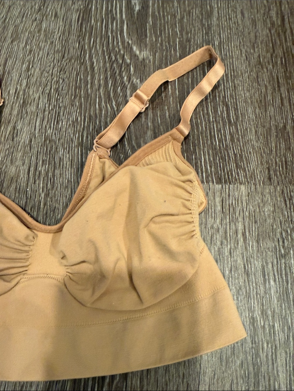 SKIMS Soft Stretch Bralette in Tan. Size- L/XL - Picture 3 of 7